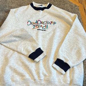 Old orchard beach sweatshirt. Xl